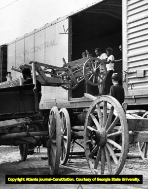 Poor People's Campaign load wagons and mules for a march towards Washington D.C., 1968