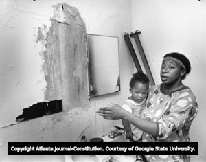 Substandard apartment at 407 Sunset Avenue, NW, Atlanta, Georgia, August 6, 1987.