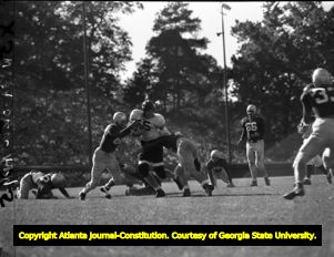 Georgia Bulldogs' Charley Trippi on the defensive line, 1940s