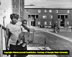 Residents of the McDaniel-Glenn housing project, 1979