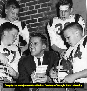 Minnesota Viking's Fran Tarkenton meets with high school football fans, 1962