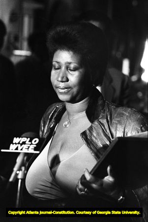 Singer Aretha Franklin during a press conference at the Atlanta Mayor's Office, 1983