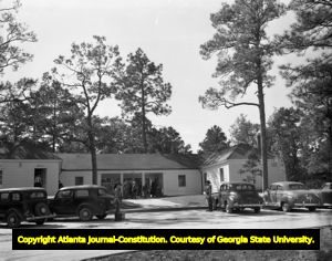Entrance building to the Little White House in Warm Springs, 1948