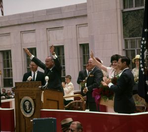 President Lyndon B. Johnson addresses the crowd in Gainesville, 1964