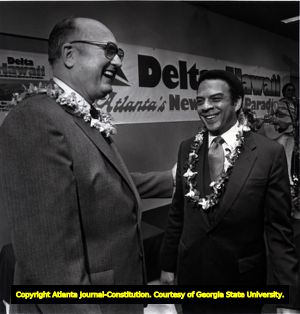 Ceremony celebrating Delta's first flight to Honolulu.