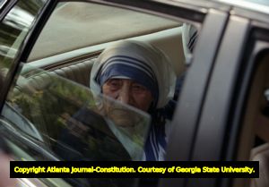 Mother Teresa visiting the Gift of Grace House, a home for women with AIDS her order opened in 1994, Atlanta, Georgia, June 13, 1995.