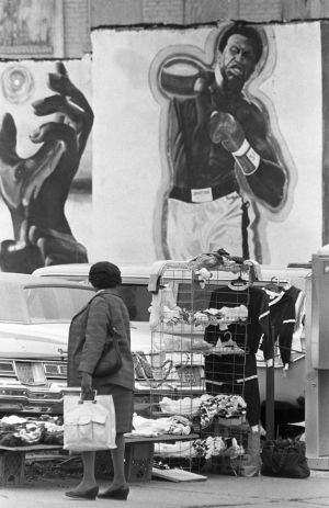 Street mural and vender on Auburn Avenue, Atlanta, Georgia, November 10, 1981.