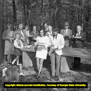 Picnic after a Sacred Harp church performance, Georgia, November 8, 1972.