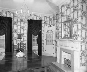 Rebel House mansion (formerly the Rutlidge Home plantation) interior, LaGrange, Georgia, January 27, 1959.