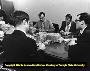 Men counting $700,000 of ransom money for Atlanta Journal-Constitution editor Reg Murphy, Atlanta, Georgia, February 23, 1974.