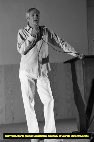 Psychologist Timothy Leary speaking at Emory University, Atlanta, Georgia, November 18, 1980.