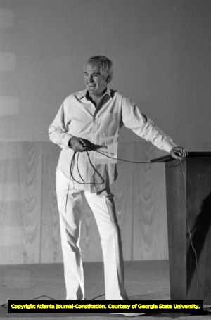 Psychologist Timothy Leary speaking at Emory University, Atlanta, Georgia, November 18, 1980.