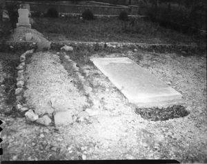 Pair of graves at Barnsley Gardens, Bartow County, Georgia, circa March 1947.