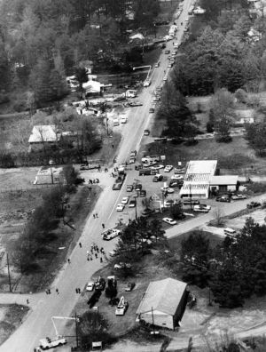 Overhead view of a plane crash, New Hope, Georgia, April 5, 1977.