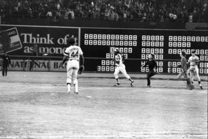 Hank Aaron breaks the all-time homerun record, Atlanta, Georgia, April 8, 1974