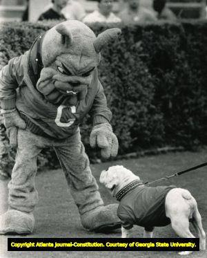 Georgia Bulldogs mascot and Uga IV before game, 1987