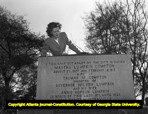 Matha Lumpkin Compton tombstone in Oakland Cemetery, 1945