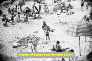 Families frolicking on the beach in Key West, June 1939