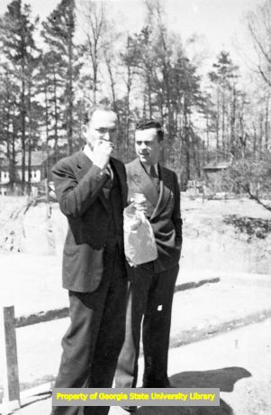 Lunch on a job site, Atlanta, Georgia, circa late 1930s or early 1940s