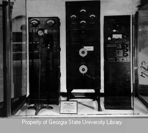 Radio broadcast transmitter