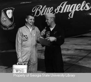 King Elliot interviewing Lieutenant Bob Cowles of the Blue Angels