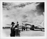 Passengers boarding an Eastern Air Lines Silverliner in Miami, circa 1940s