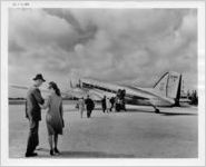Passengers boarding an Eastern Air Lines Silverliner in Miami, circa 1940s