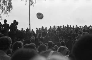 The crowd at a "Great Speckled Bird" sponsored concert in Piedmont Park, Atlanta, Georgia, circa 1969.