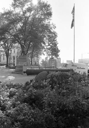 Preparations for an anti-war rally in front of the Georgia State Capitol Building, 1968