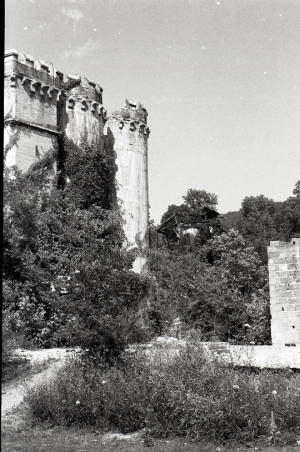 Scenic ruins, 1969