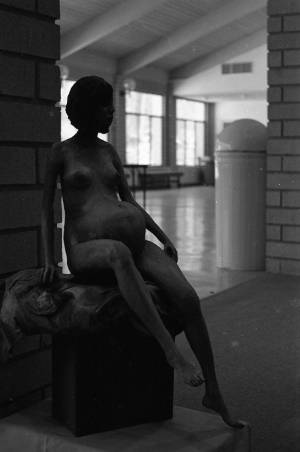 Sculpture of a pregnant woman, 1969