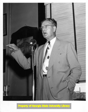 W. H. Crawford speaking at the Tennessee State CIO meeting, Knoxville, Tennessee, June 1949.