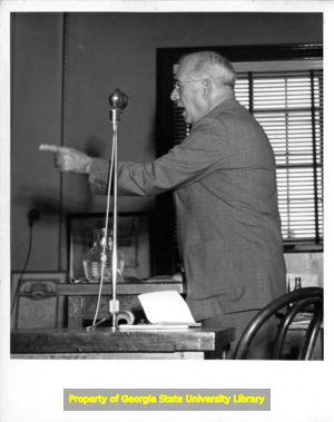Jack Kroll speaking at Tennessee State CIO meeting, Knoxville, Tennessee, June 1949.