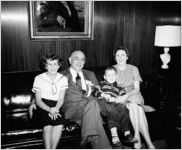 Fulton National Bank, President Erle Cocke and family