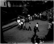 Exposition Cotton Mill picketers