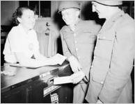 Soldiers sending mail, Atlanta, Georgia, 1946.