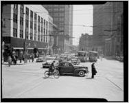 Traffic intersection, downtown Atlanta, 1943
