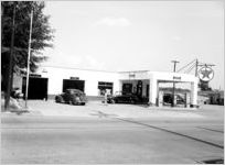 Texaco Station, Moreland and Confederate Avenue