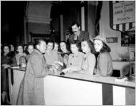 Bob Hope visit for 6th War Bond Drive