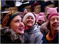 Coco Papy and other protesters looking up, Women's March on Washington, 2017-01-21