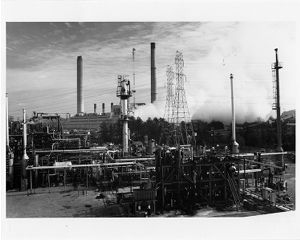 Solvent refining pilot plant in Wilsonville, Alabama, circa 1970s