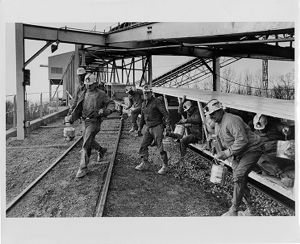Miners stepping out of man trip at Monterey Coal Corporation mine, 1972-08 