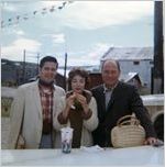 Johnny Mercer with two unidentified people