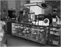Schick Electric Shaver Center, 1965