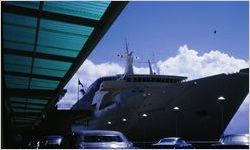 Cruise vacation