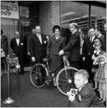 Lester and Virginia Maddox at the grand opening of the Schwinn Sales South, 1969