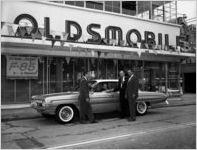 Mitchell Motors Oldsmobile dealer, 1960