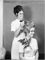 Artistic Beauty Institute (5 1/2 Auburn Avenue, NE), comb