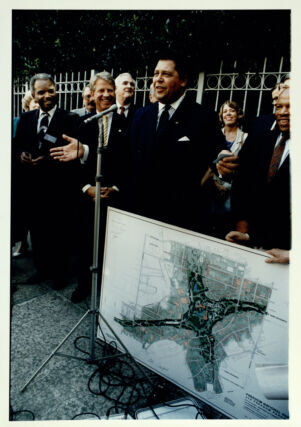 Maynard Jackson Speaking at Presidential Parkway Press Conference