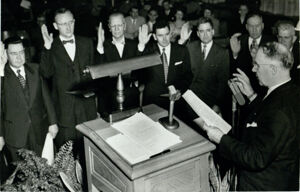 Mayor Hartsfield Administers Oath to New Aldermen, January 5, 1954